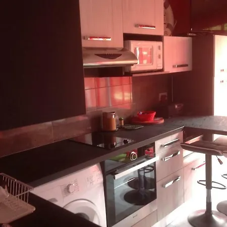 Maisonnette Tout Confort. * Agde